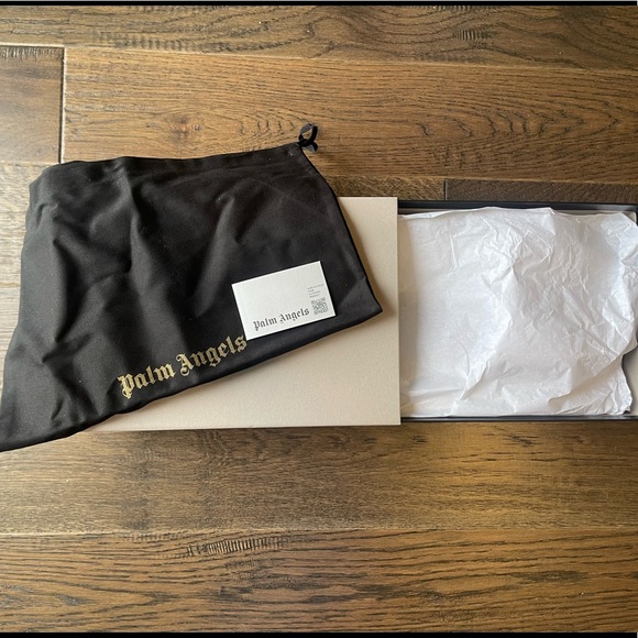 PALM ANGELS Unisex Palm One Leather Sneakers - Picture 3 of 11